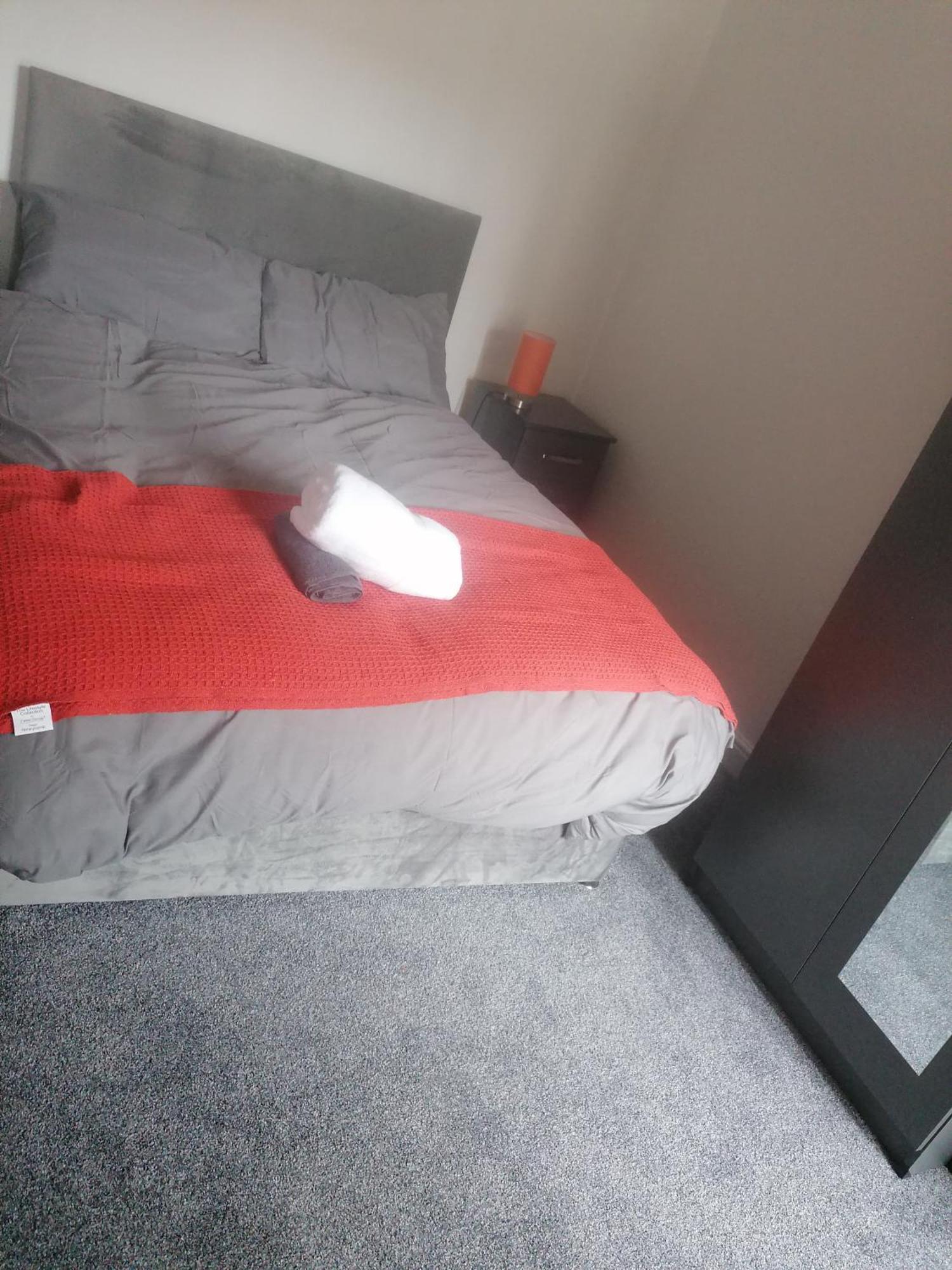 Rossy Home Of Relaxations Stoke-on-Trent 外观 照片
