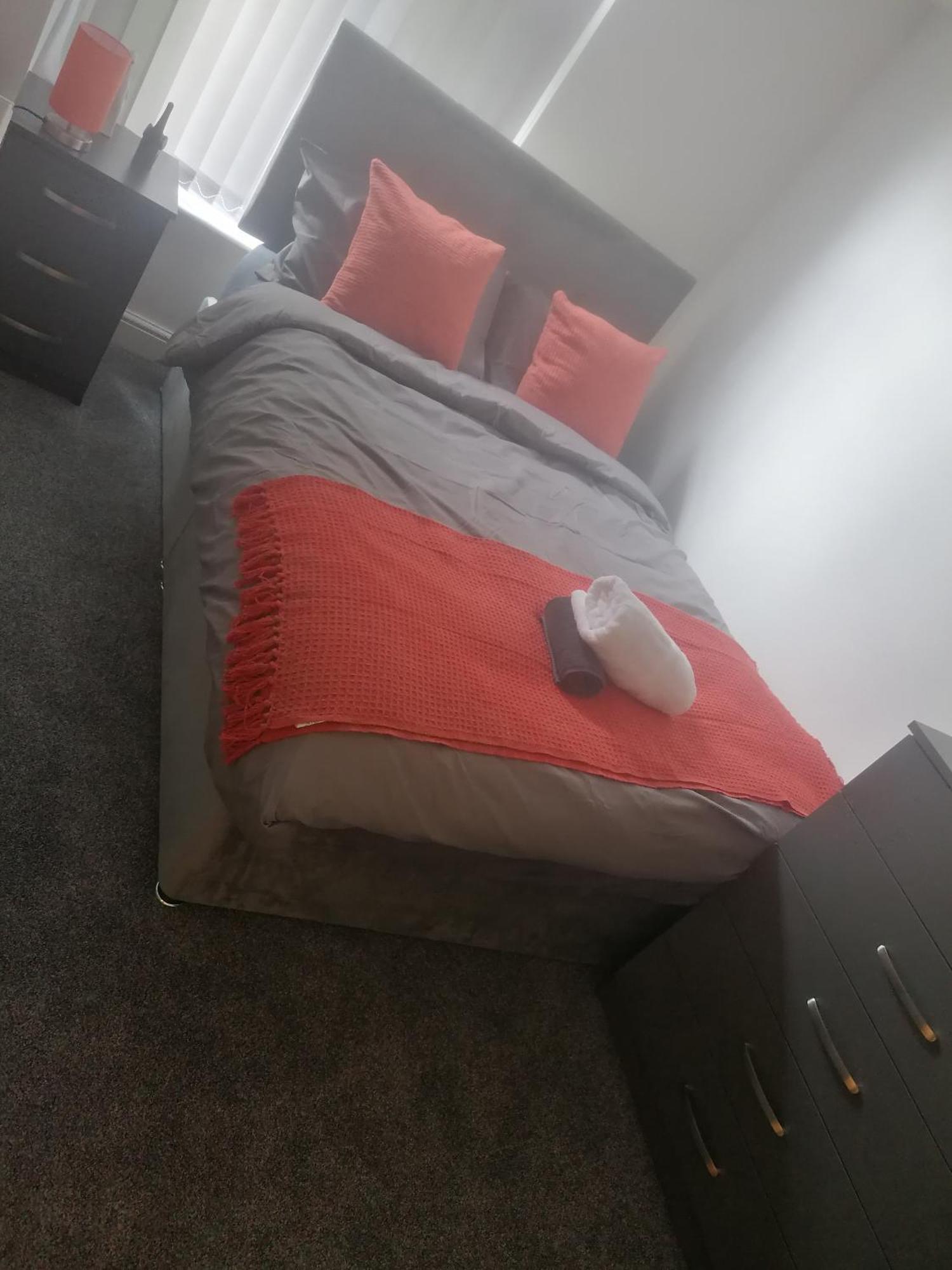 Rossy Home Of Relaxations Stoke-on-Trent 外观 照片