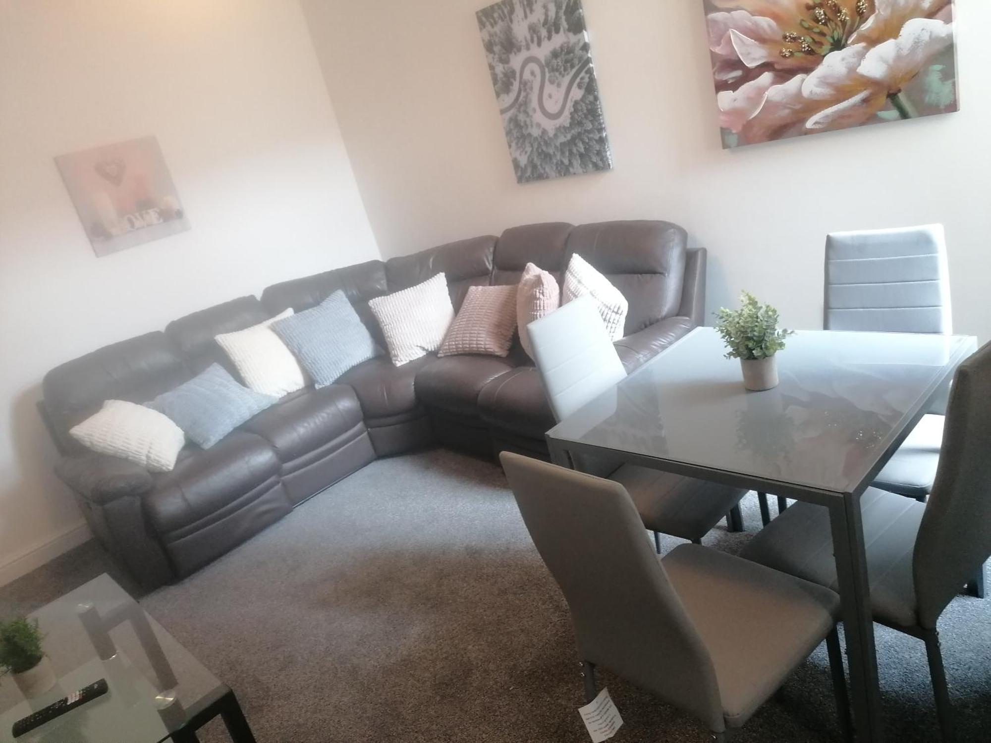 Rossy Home Of Relaxations Stoke-on-Trent 外观 照片